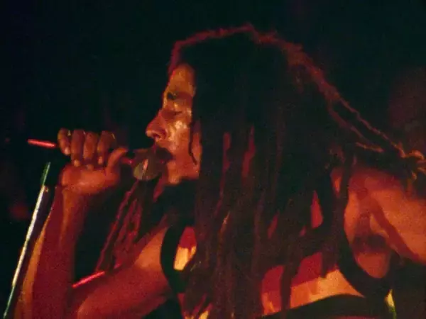 「ボブ・マーリー、伝説となった母国ジャマイカでのラストライブを映像化したライブ・ドキュメンタリーが来年2月に公開｜予告映像と場面写真が解禁」の画像