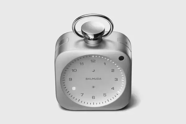 「BALMUDA「The Clock」を発表。光と音で時間の質をデザインする」の画像
