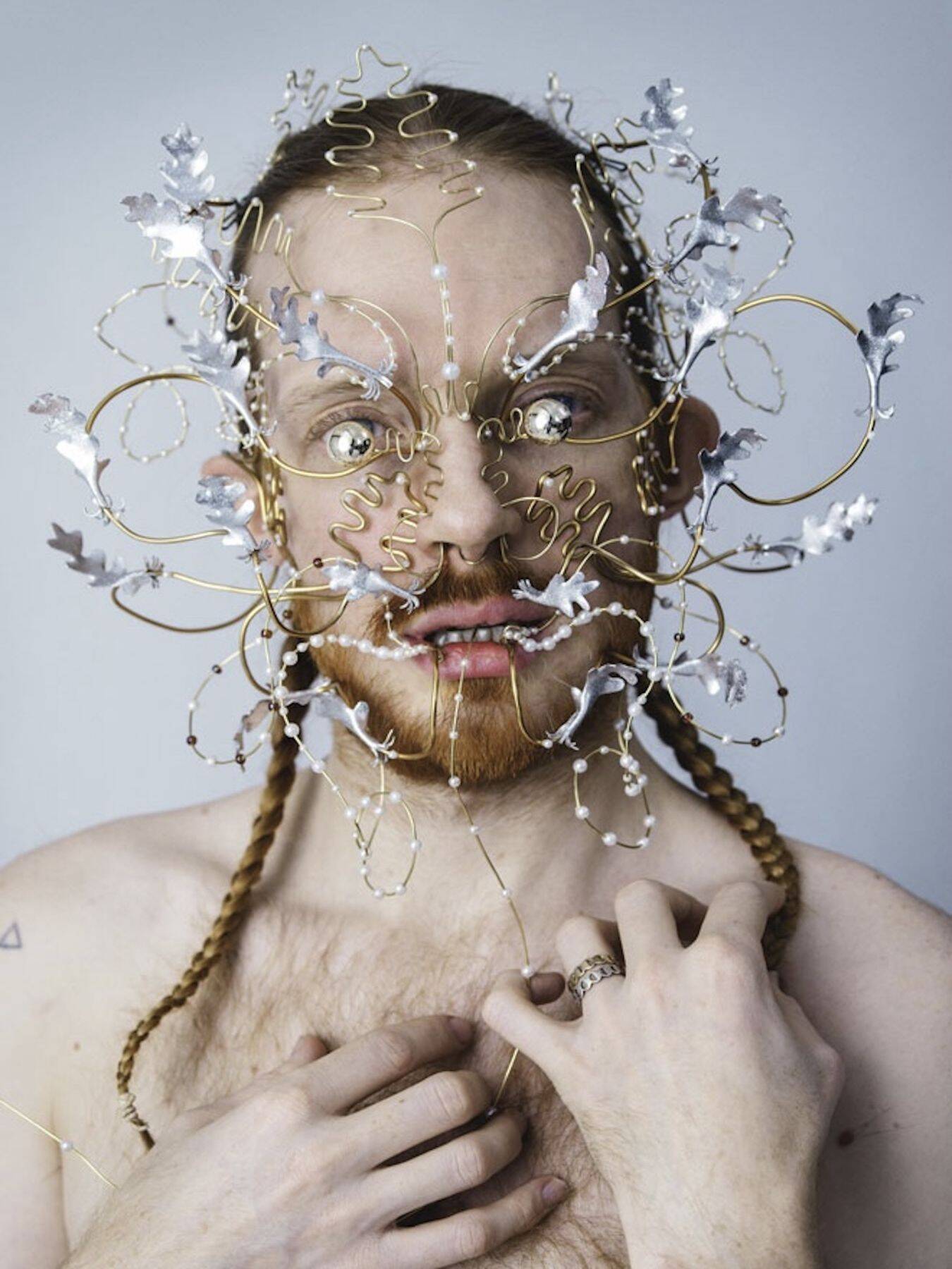 ビョークのクリエイティヴを彩るプロフェッショナル ── James Merryインタビュー〜菅野薫・secca上町達也対談