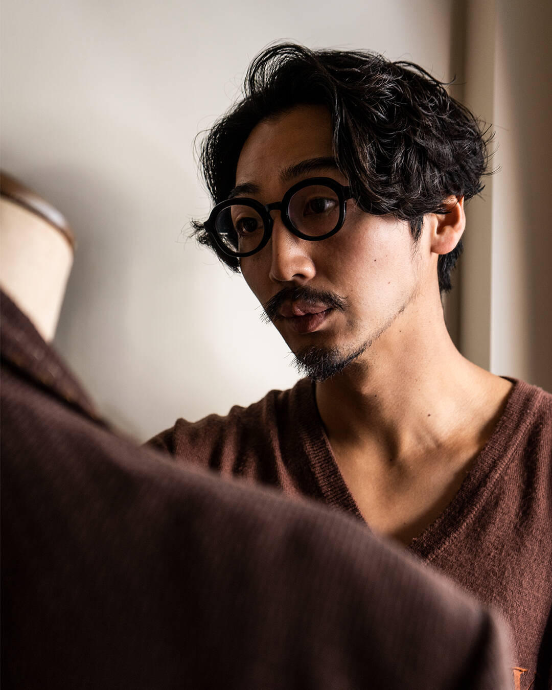 アイウェアブランド〈Yin Year〉が描く“継承”のかたち。International Gallery BEAMS にて取り扱いがスタート。