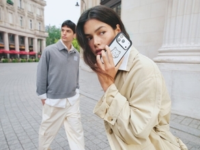 「CASETiFY」が〈Maison Kitsuné〉とのコラボによる2026年春夏コレクションを「CASETiFY」が〈Maison Kitsuné〉とのコラボによる2026年春夏コレクションを発売発売
