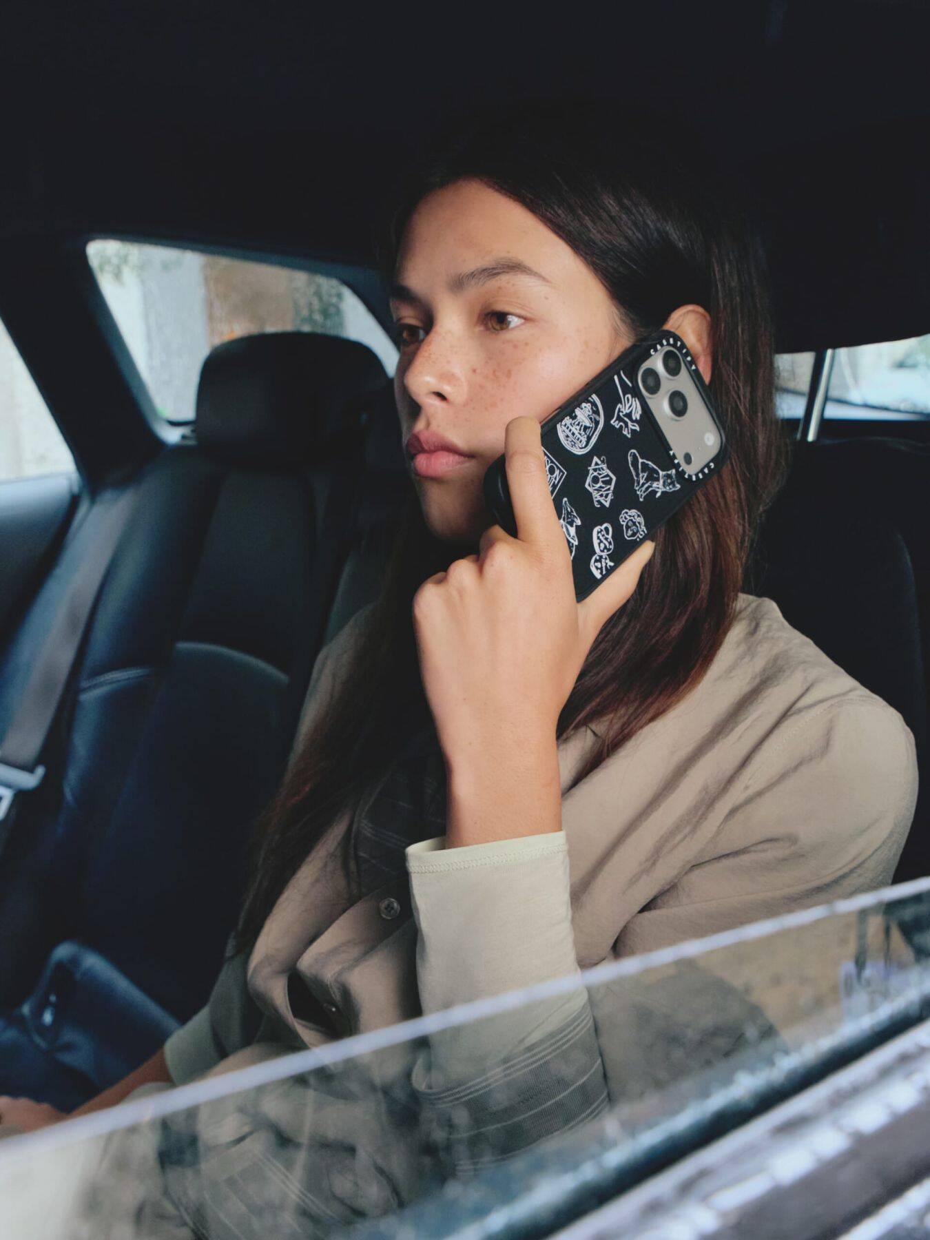 「CASETiFY」が〈Maison Kitsuné〉とのコラボによる2026年春夏コレクションを「CASETiFY」が〈Maison Kitsuné〉とのコラボによる2026年春夏コレクションを発売発売