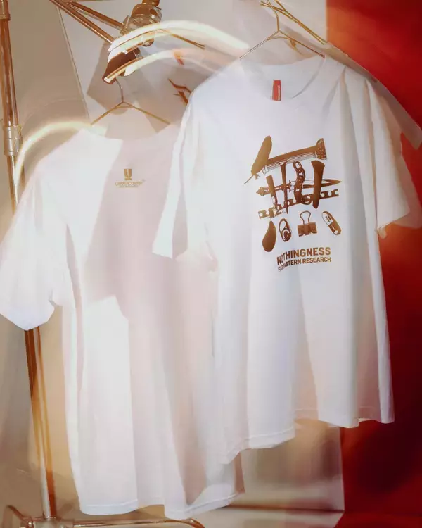 「東京発の新グローバルメディア『Nothingness』が〈UNDERCOVER〉とのコラボTシャツを発売」の画像