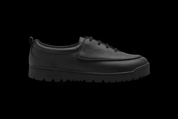 「〈Last Resort AB〉がドレスシューズのような佇まいの新作GM001をリリース」の画像