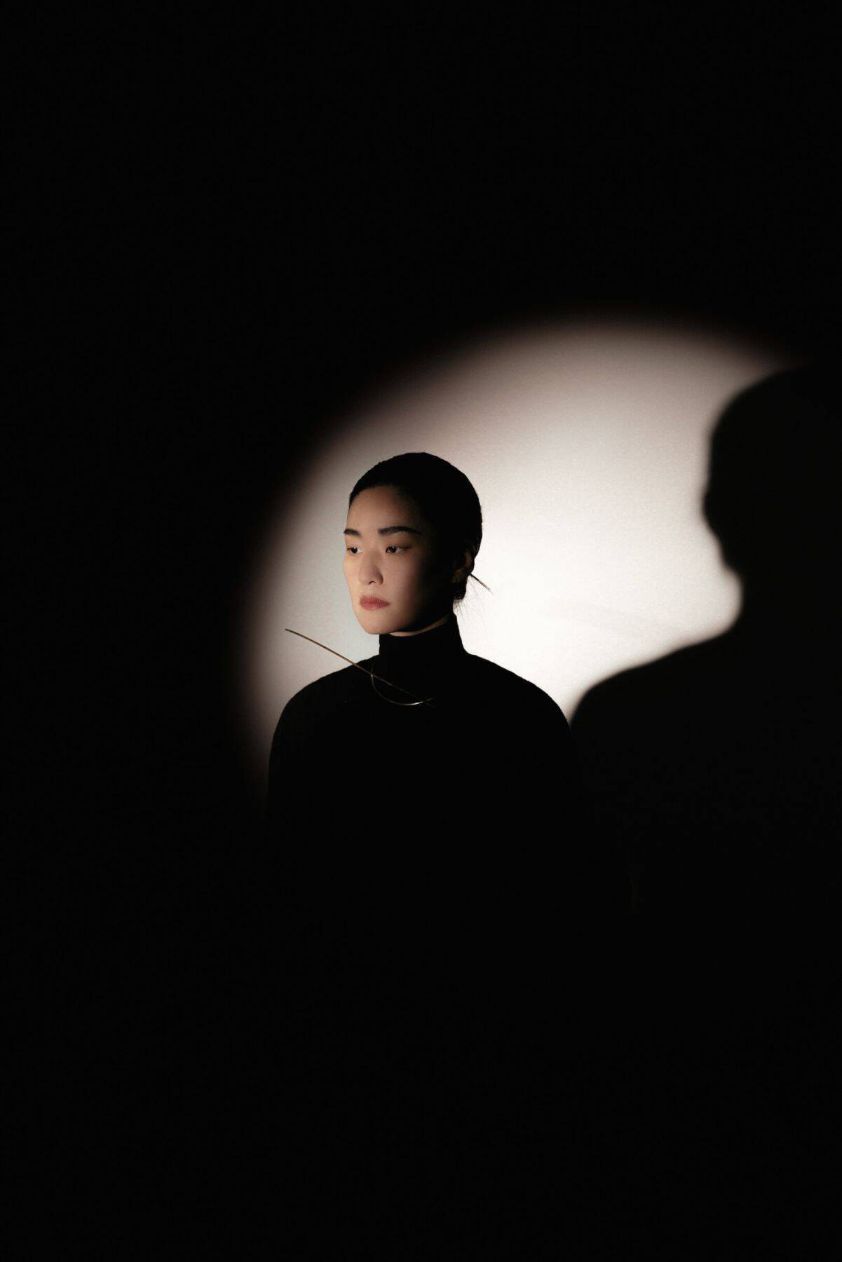 イ・ラン、フルバンドでの単独来日公演が決定｜フェミニスト合唱団「オンニ・クワイヤ」の5人を含む合計10人編成でのパフォーマンス