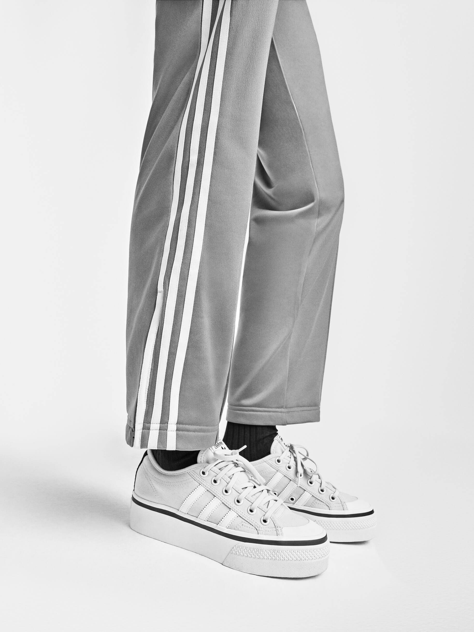 adidas OriginalsとParley for the Oceansのコラボコレクションが発売｜リサイクル素材を使用したSTAN SMITHやSUPERSTARが登場