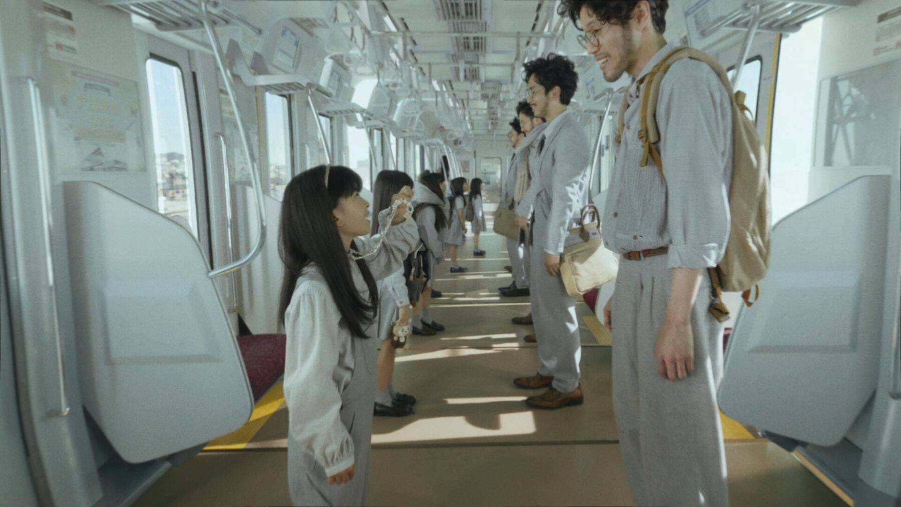 “50人ワンカット映像”音楽・PUNPEE × ハナレグミで贈る｜オダギリジョー、山崎天（櫻坂46）出演「相鉄・東急直通線開業記念ムービー」