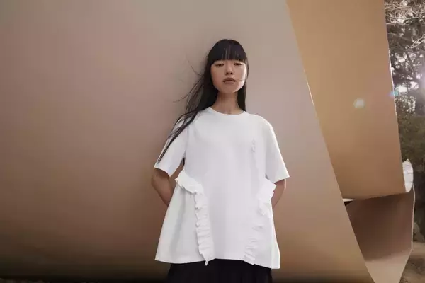 「〈UNIQLO〉と〈Cecilie Bahnsen〉によるコラボラインが2026年春夏コレクションより始動」の画像
