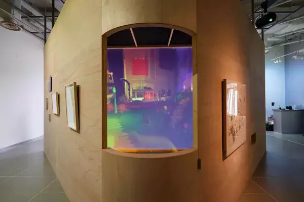 「うつりゆく都市と祭り。＜Might Be Classics #1《菅野歩美個展「明日のハロウィン都市」》＞レポート」の画像