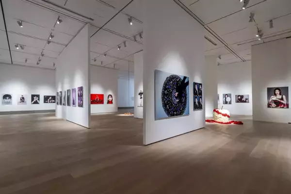 「キム・ヨンジュンと吉田ユニによる写真展「Face to face」」の画像