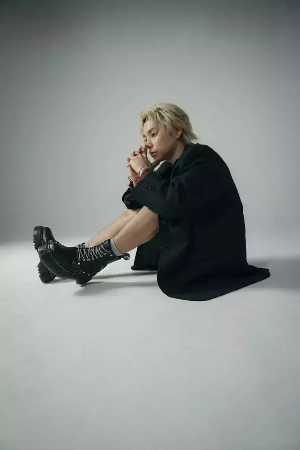 「〈Dr. Martens〉2026年春夏コレクションのビジュアルに村上虹郎が登場」の画像