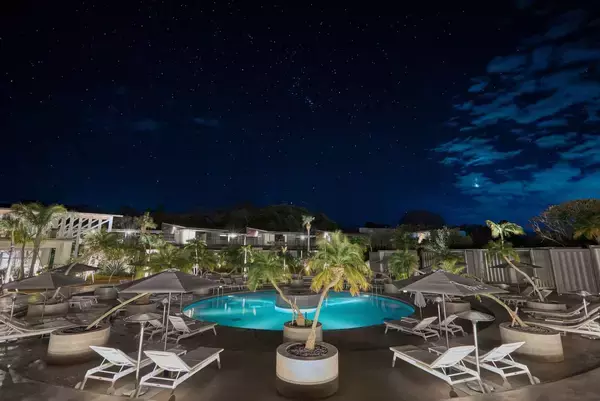 「冬のプールは、ここまで贅沢になれる BOTANICAL POOL CLUB「WINTER ESCAPE」現地レポート」の画像