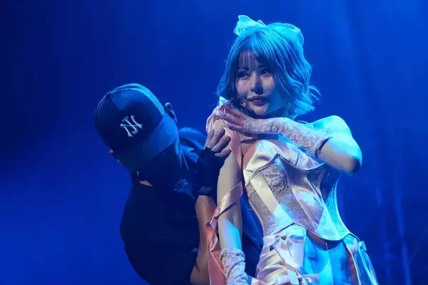 「「皆が幸せになれるように」──戦慄かなのソロワンマン＜karma with you＞（2023年6月28日＠Zepp Shinjuku）ライブレポート」の画像