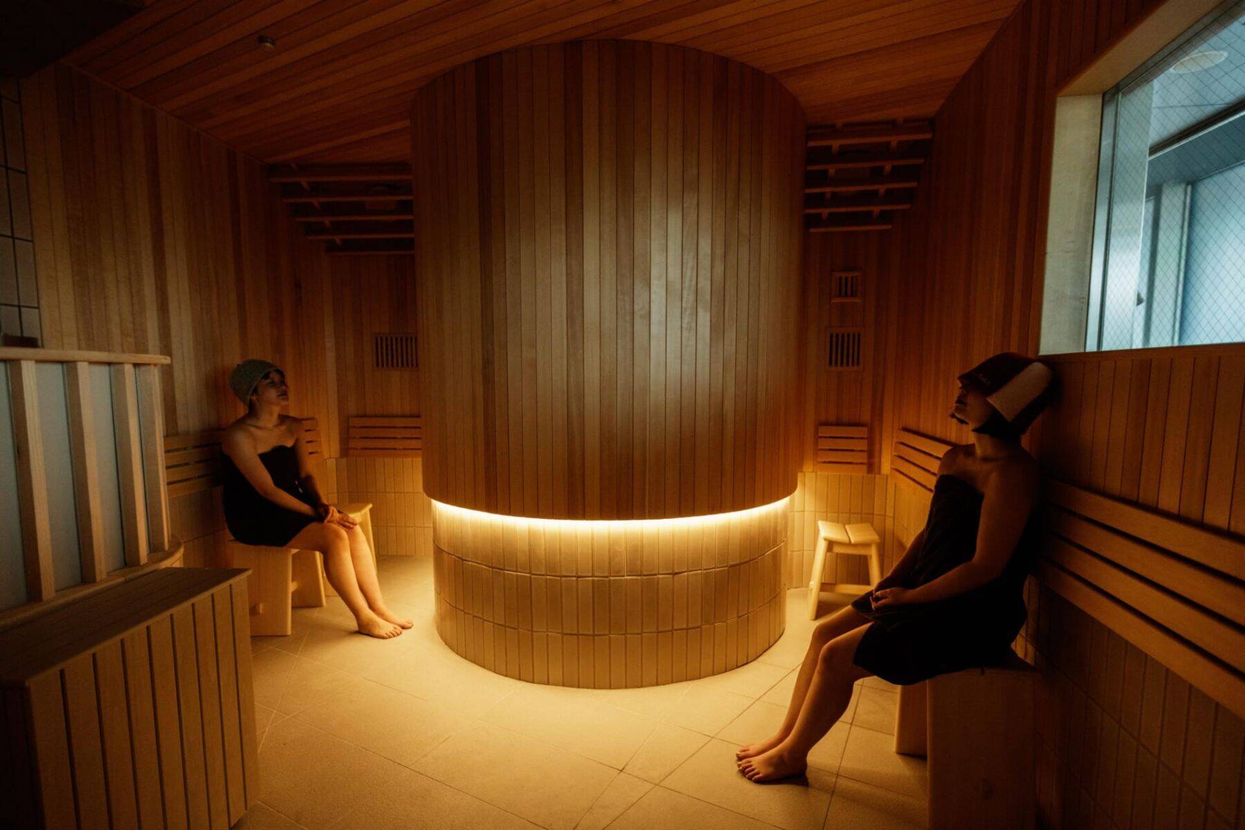 ニュウマン高輪に新たなサウナ施設 高輪SAUNASがグランドオープン