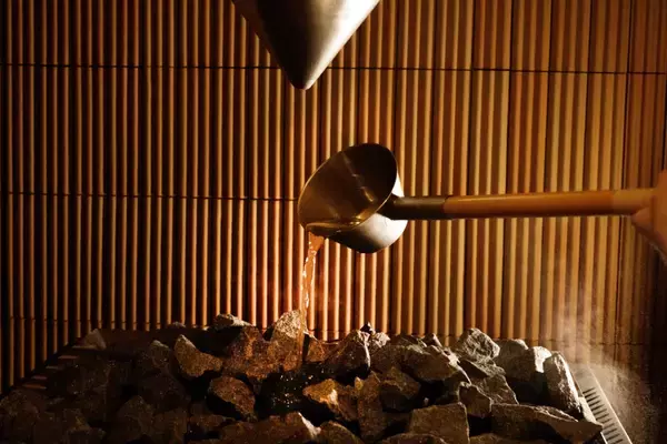 「ニュウマン高輪に新たなサウナ施設 高輪SAUNASがグランドオープン」の画像