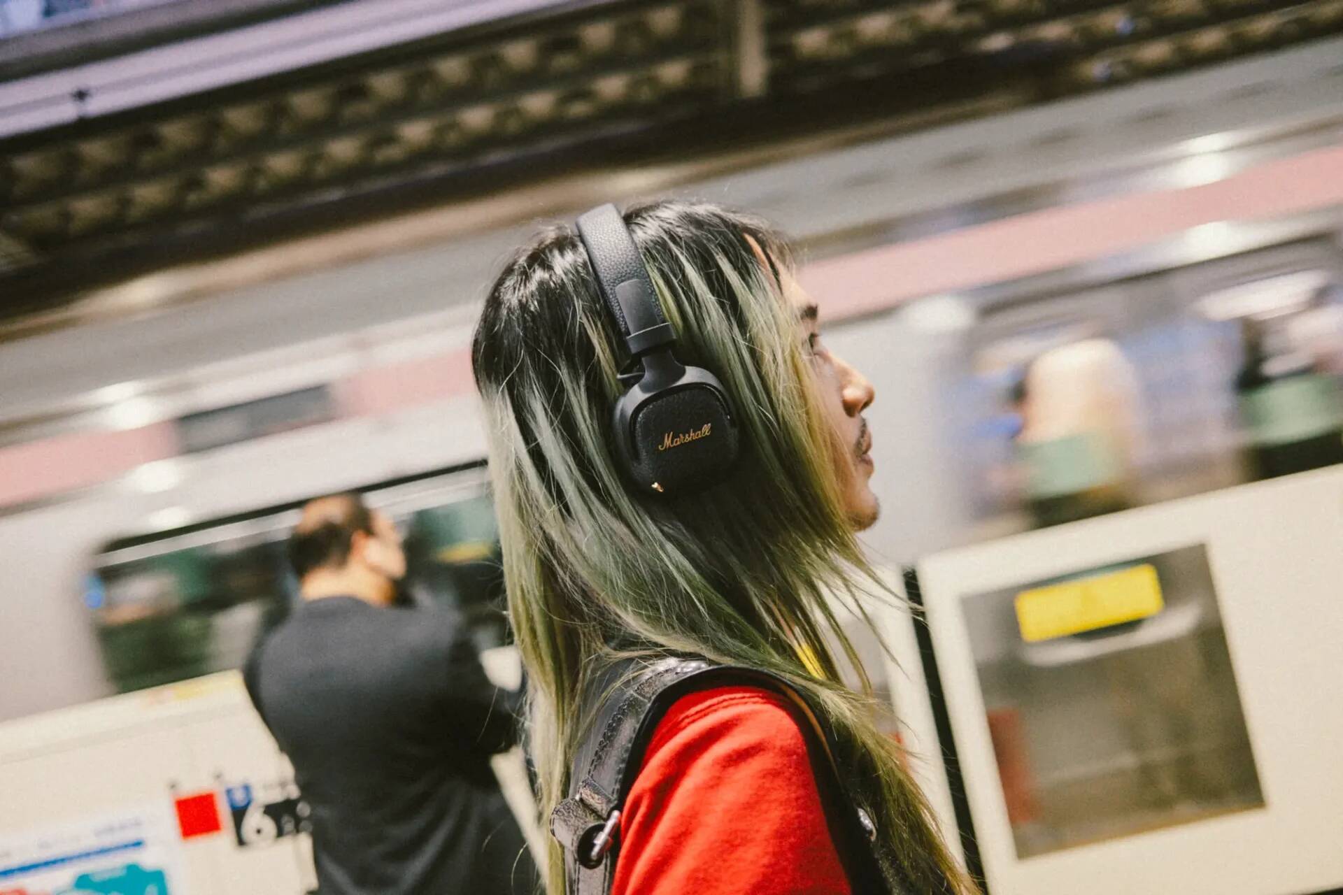 Marshall、新型ヘッドホン『Milton A.N.C.』発表最大80時間再生を実現