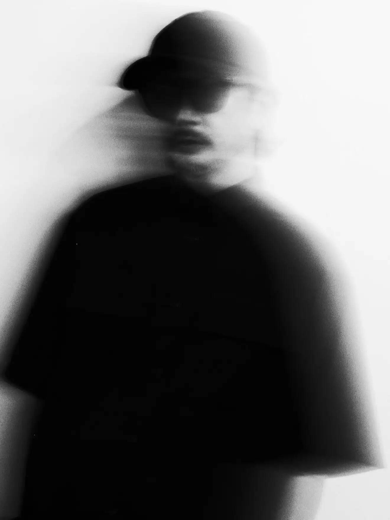 Nosaj Thingと真鍋大度による待望のコラボ楽曲 “LXR”が配信開始