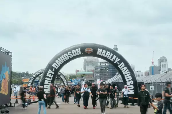 「【REPORT｜BLUE SKY HEAVEN 2024】バイクと音楽の祭典＜BLUE SKY HEAVEN 2024＞、初の横浜開催で笑顔と感動に溢れた2日間」の画像