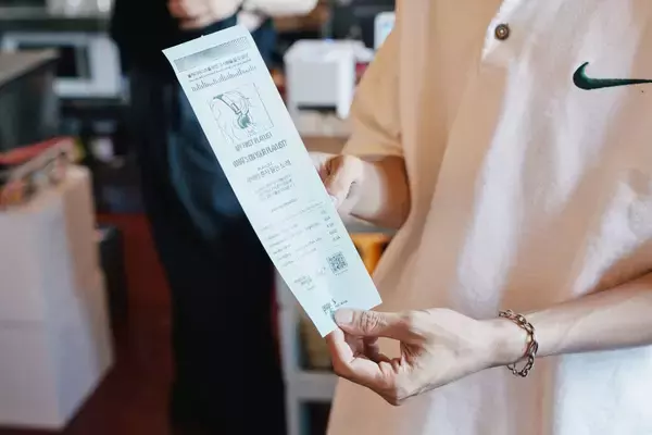 「LET ME KNOW in Seoul ｜Kehn＆Lyoが行く、ミュージックバー「pages」」の画像