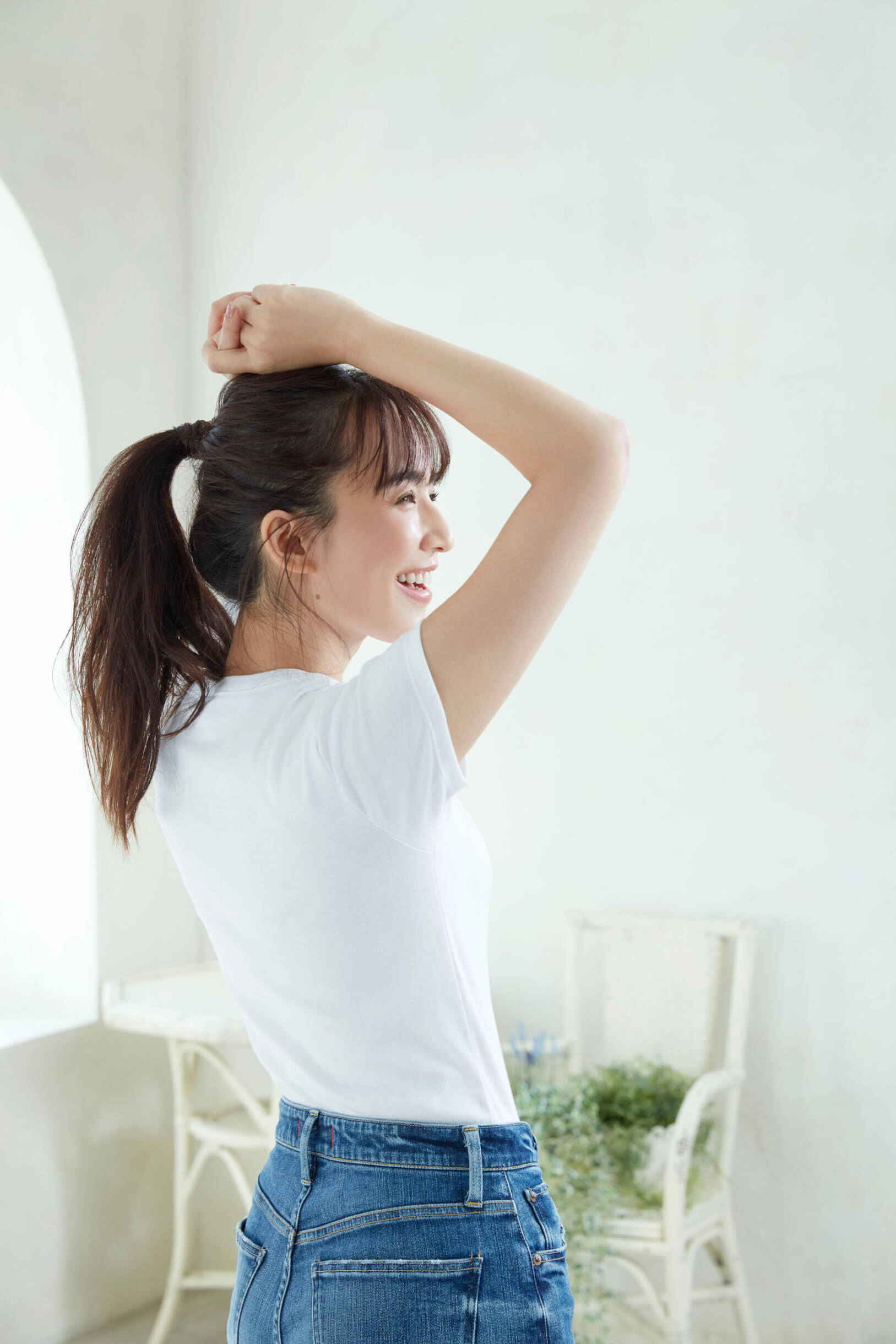 優木まおみが「365日きれいブラ」を着こなし美バストを披露｜ビジュアル・ムービーが公開