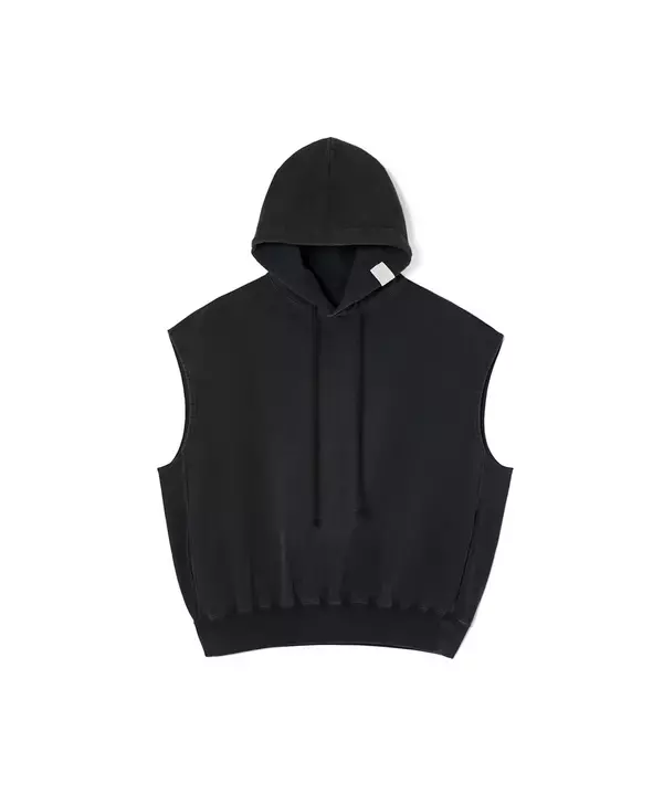 「〈Champion〉が〈N.HOOLYWOOD〉とのカプセルコレクション第9弾を発売」の画像