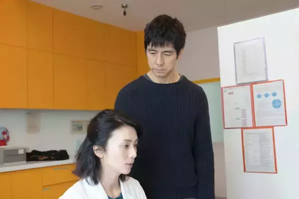 「【本日公開】黒沢清、98年『蛇の道』を柴咲コウ主演でセルフリメイク。本編冒頭ノーカット映像解禁も」の画像