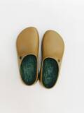 「〈BIRKENSTOCK〉とオーストラリア発の〈Song for the Mute〉によるコラボフットウェアが発売」の画像5