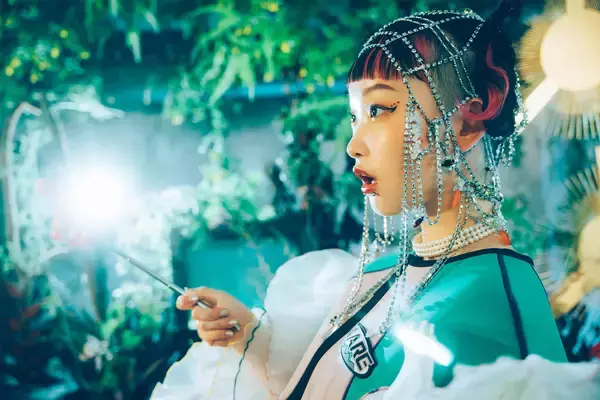 「INTERVIEW｜MV監督達に聞く、水曜日のカンパネラの魅力。“卑弥呼“MV現場フォトレポートも。」の画像