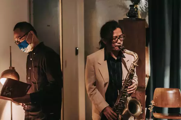 「特別対談：「すべての芸術の境界には詩がある」台湾のベテランジャズプレイヤーが語る、中国語ジャズポエトリーの魅力」の画像