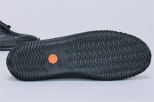 広島県府中市のスニーカーメーカー〈SPINGLE〉が『攻殻機動隊SAC_2045』とのコラボレーションを発表