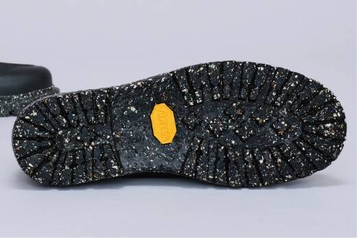 広島県府中市のスニーカーメーカー〈SPINGLE〉が『攻殻機動隊SAC_2045』とのコラボレーションを発表