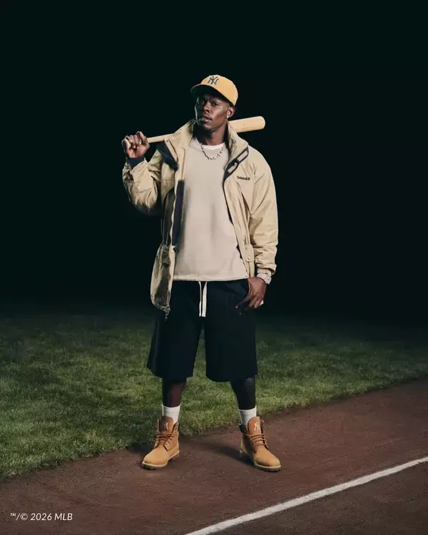 「〈NEW ERA®︎〉が〈Timberland®︎〉との限定コラボコレクションを発売」の画像