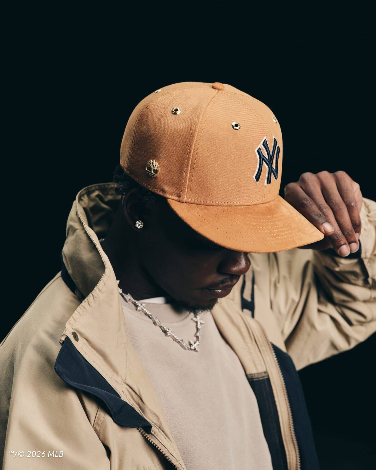 〈NEW ERA®︎〉が〈Timberland®︎〉との限定コラボコレクションを発売