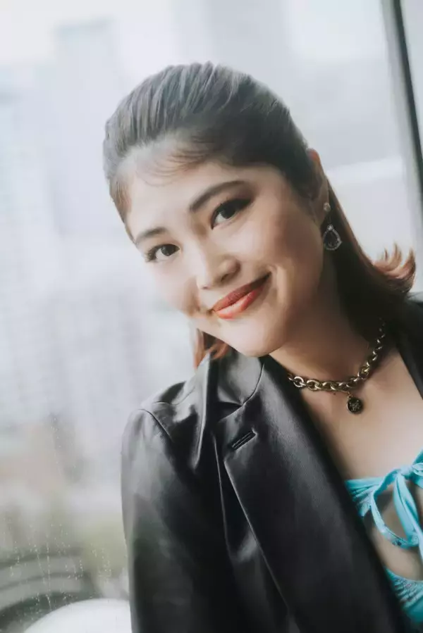 「言葉にできない”音楽そのもの”を信じて――MoMoが『BLUE DREAM』で踏み出す新章」の画像
