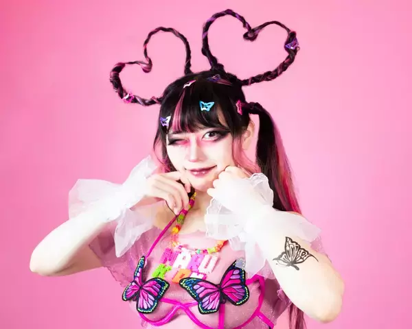 「Marukido・あゆ・なみちえのコラボシングル「イリーギャル」がリリース｜New Kがイルなトラックを提供」の画像