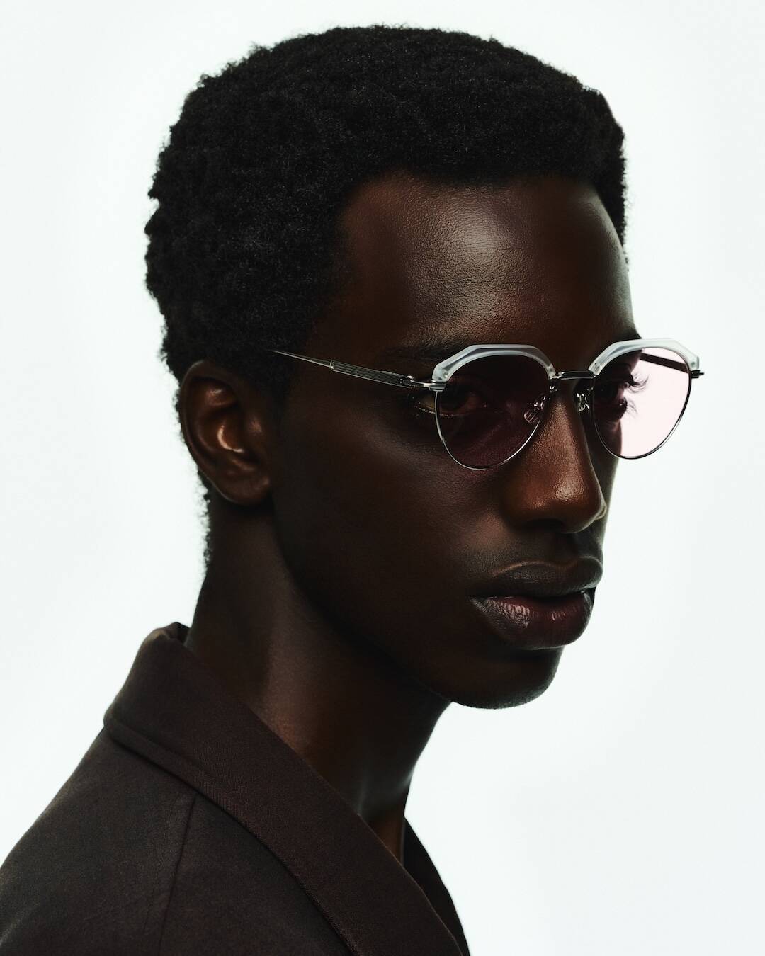 〈UNTRACE〉がアイウェアブランド〈Lunetta BADA〉とのコラボモデル第2弾を発売