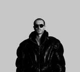 「ルイス・コール、総勢50名で編成されたメトロポール・オーケストラとの共演作 『nothing』を8月にリリース｜アルバムより先行曲「These Dreams are Killing Me」解禁」の画像5