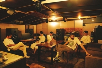 共鳴するミュージシャンシップ──対談：WONK × Kiefer「Fleeting Fantasy feat.Kiefer」