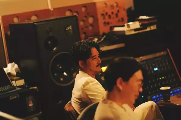 「共鳴するミュージシャンシップ──対談：WONK × Kiefer「Fleeting Fantasy feat.Kiefer」」の画像