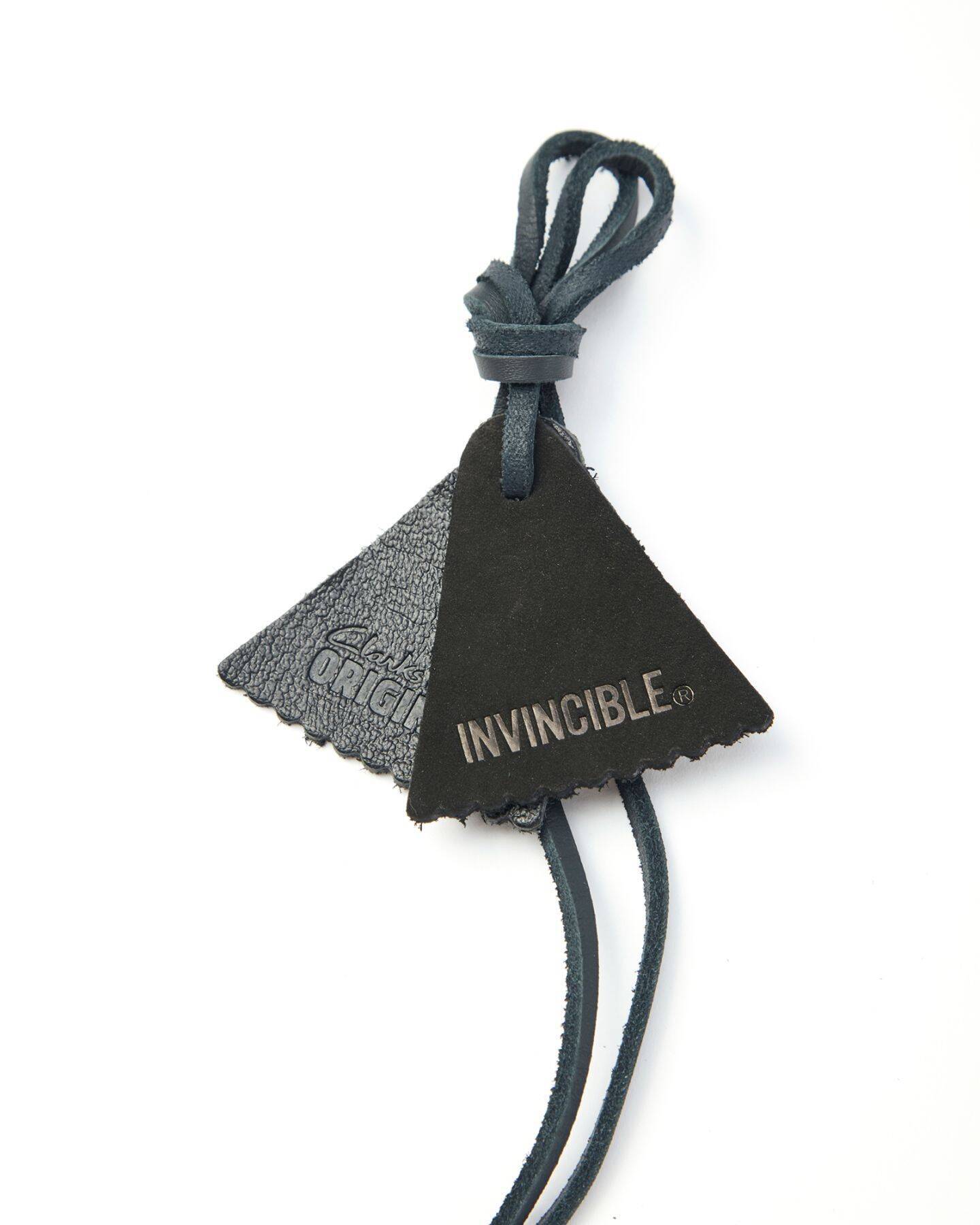 〈Clarks Originals〉が台湾発のセレクトショップ「INVINCIBLE®」との初コラボを発表