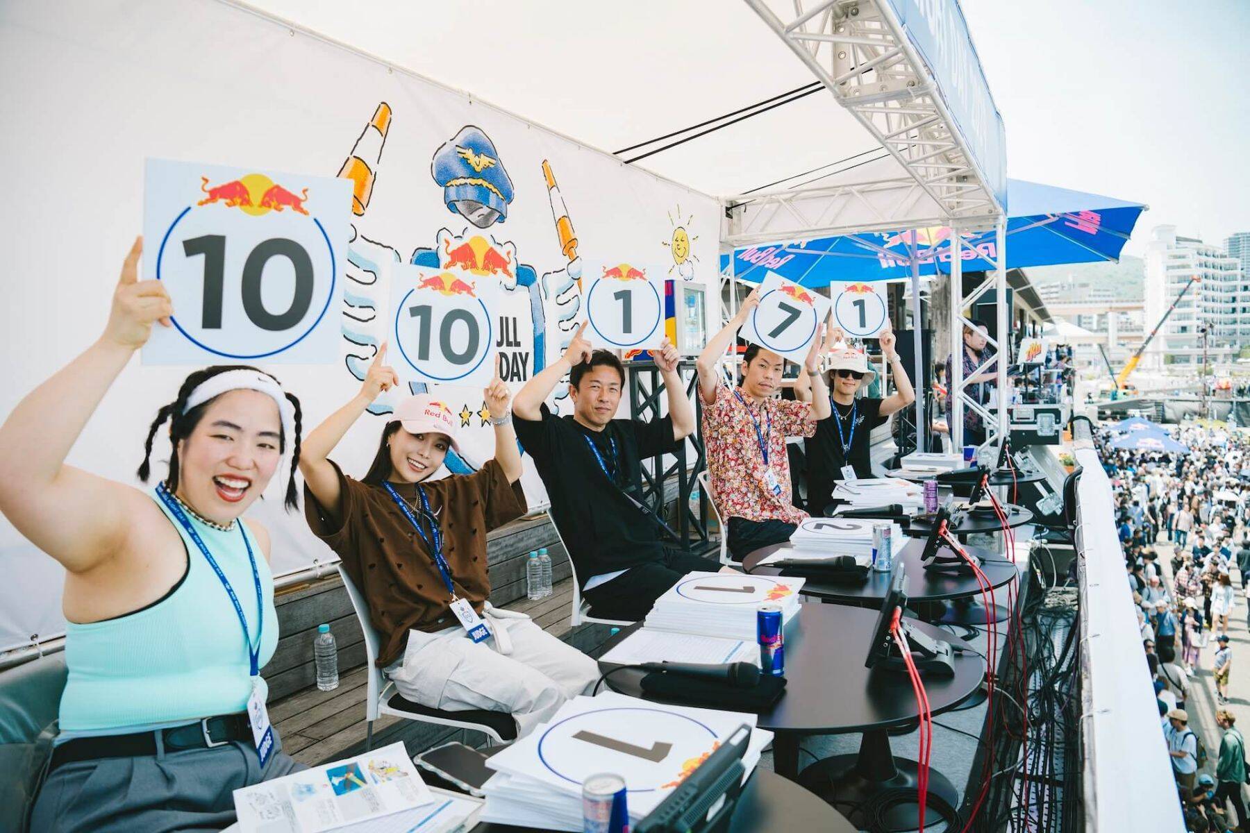 ジャルジャルが神戸の空を飛ぶ？ゆりやんレトリィバァや呂布カルマが審査員を務めた＜Red Bull Flight Day 2024＞をレポート