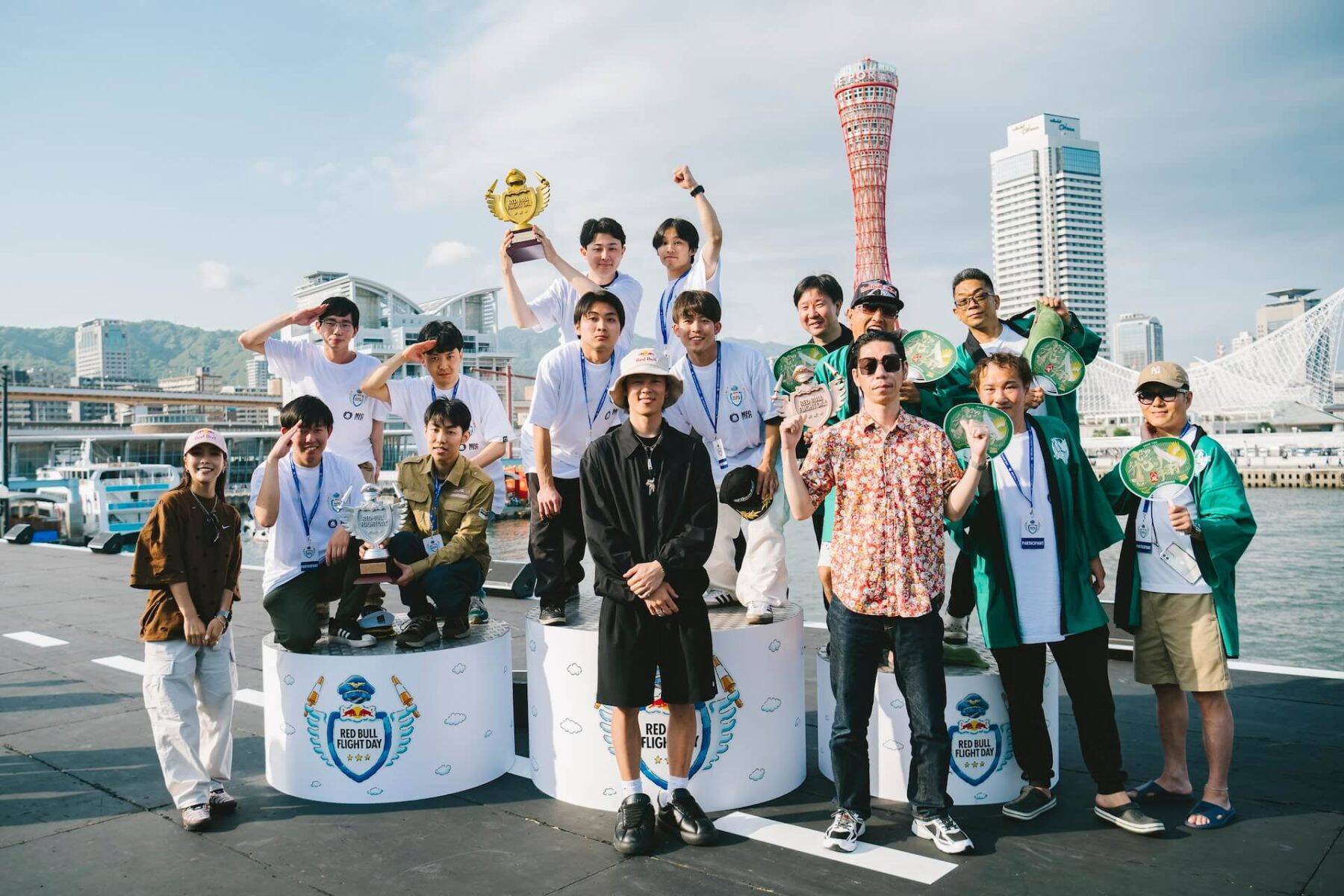 ジャルジャルが神戸の空を飛ぶ？ゆりやんレトリィバァや呂布カルマが審査員を務めた＜Red Bull Flight Day 2024＞をレポート