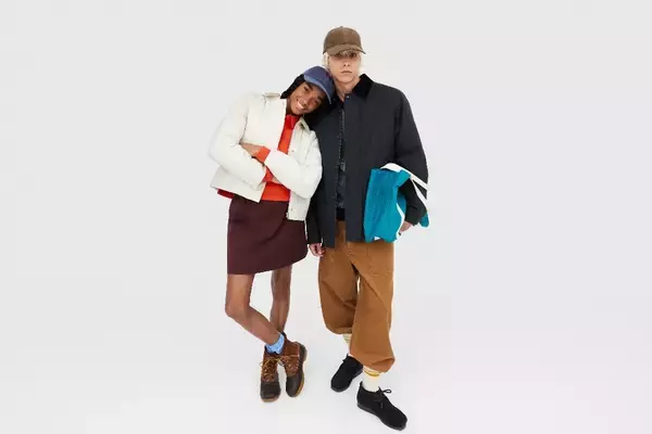UNIQLO and JW ANDERSONが英国らしい定番スタイルを再構築した2025年秋冬コレクションを発表