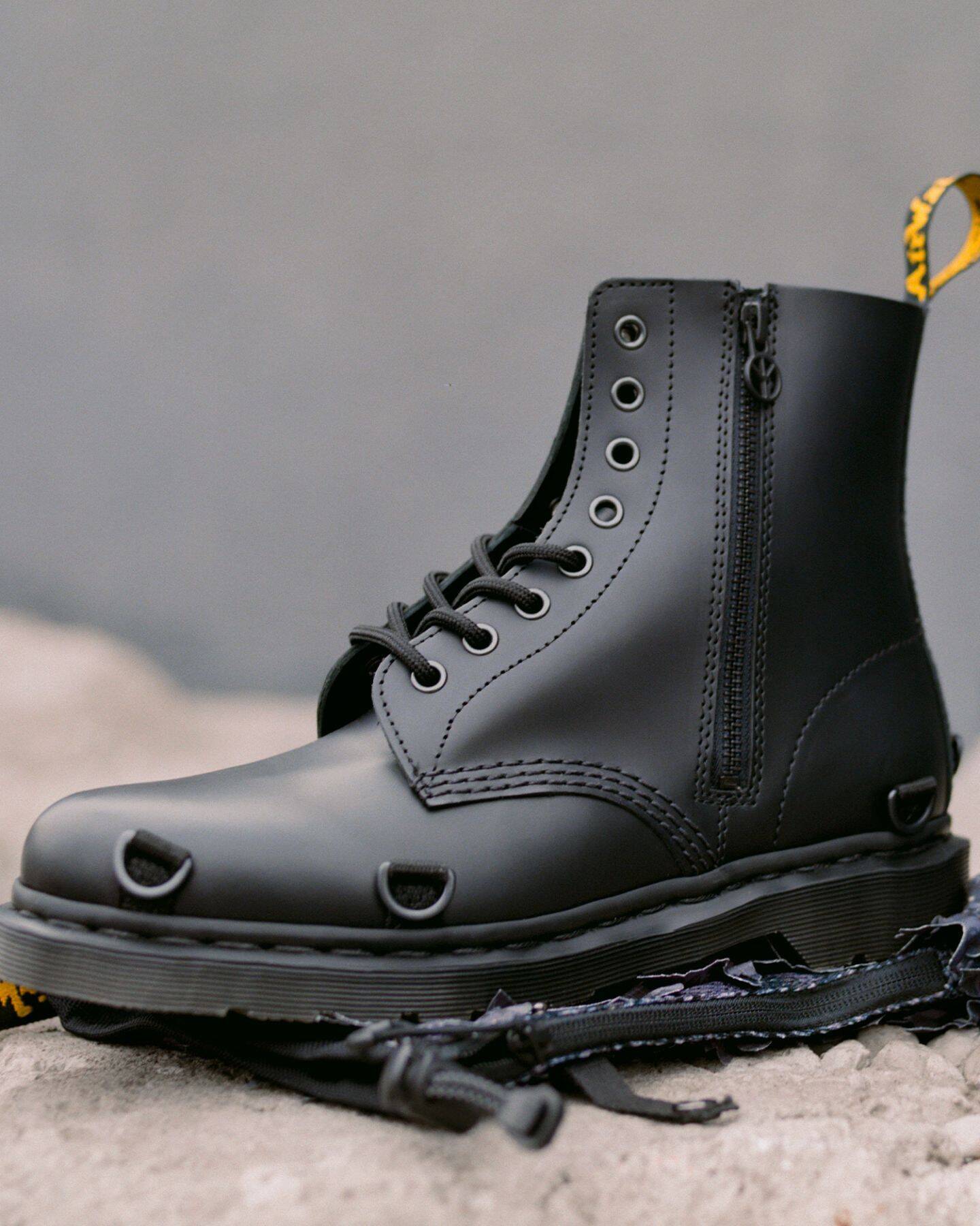 〈Dr. Martens〉が〈BABYLON〉との壮大なアウトドアシーンに着想した最新コラボを発表