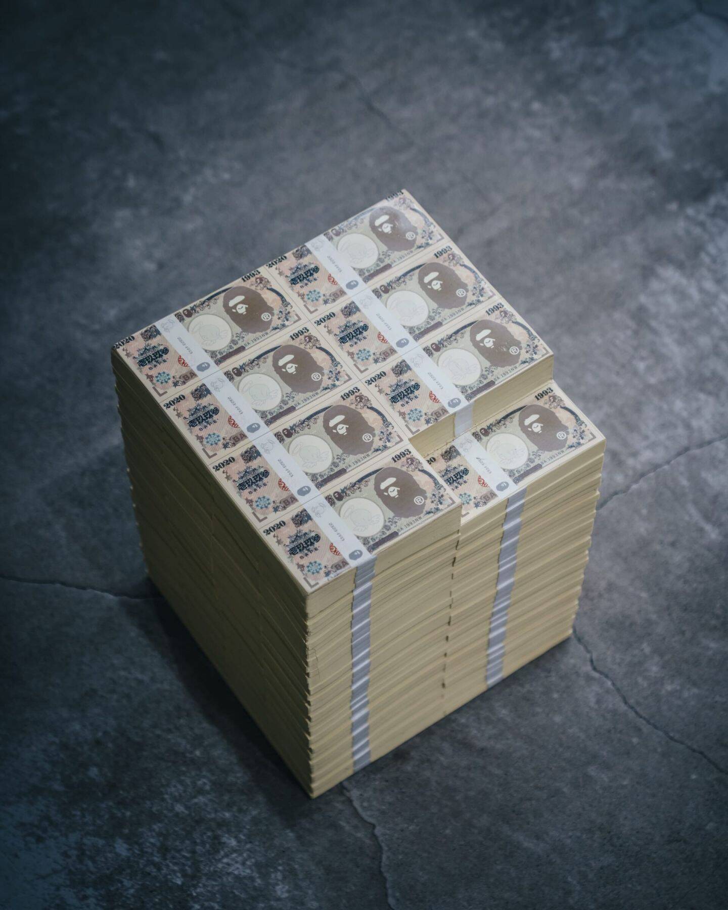 〈A BATHING APE®〉が〈©SAINT Mxxxxxx〉とのコラボコレクション第5弾を発売