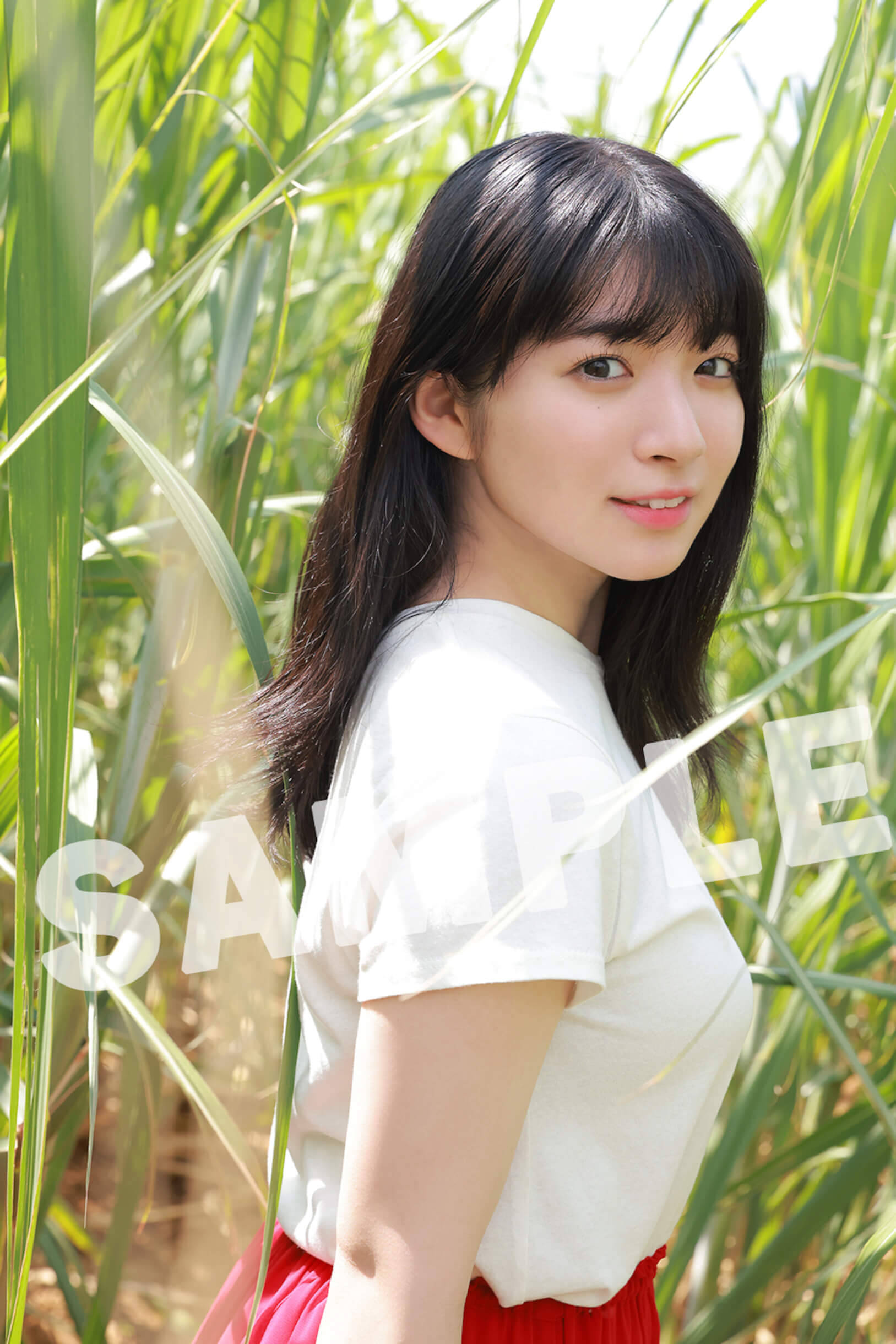 現役女子高生声優が“お風呂上りを思わせる濡れ髪…”進藤あまね1st写真集カット＆発売記念イベントも