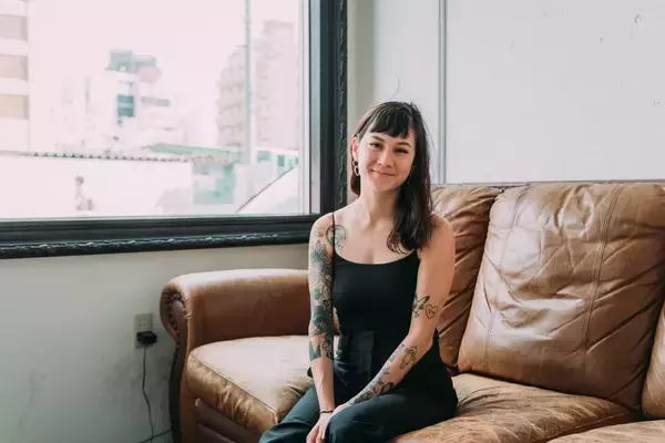 「JAPANESE BREAKFAST インタビュー｜“また音楽に惚れ直す”、シンガソングライター／プロデューサーの制作論」の画像