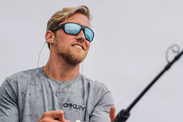 「【サングラス特集2019】フェスやアウトドア・日本ブランド・被りたくない人向けから選ぶおすすめアイウェア13選！」の画像