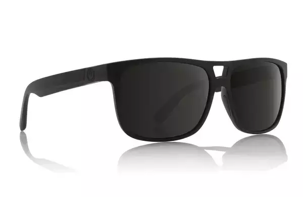 「【サングラス特集2019】フェスやアウトドア・日本ブランド・被りたくない人向けから選ぶおすすめアイウェア13選！」の画像