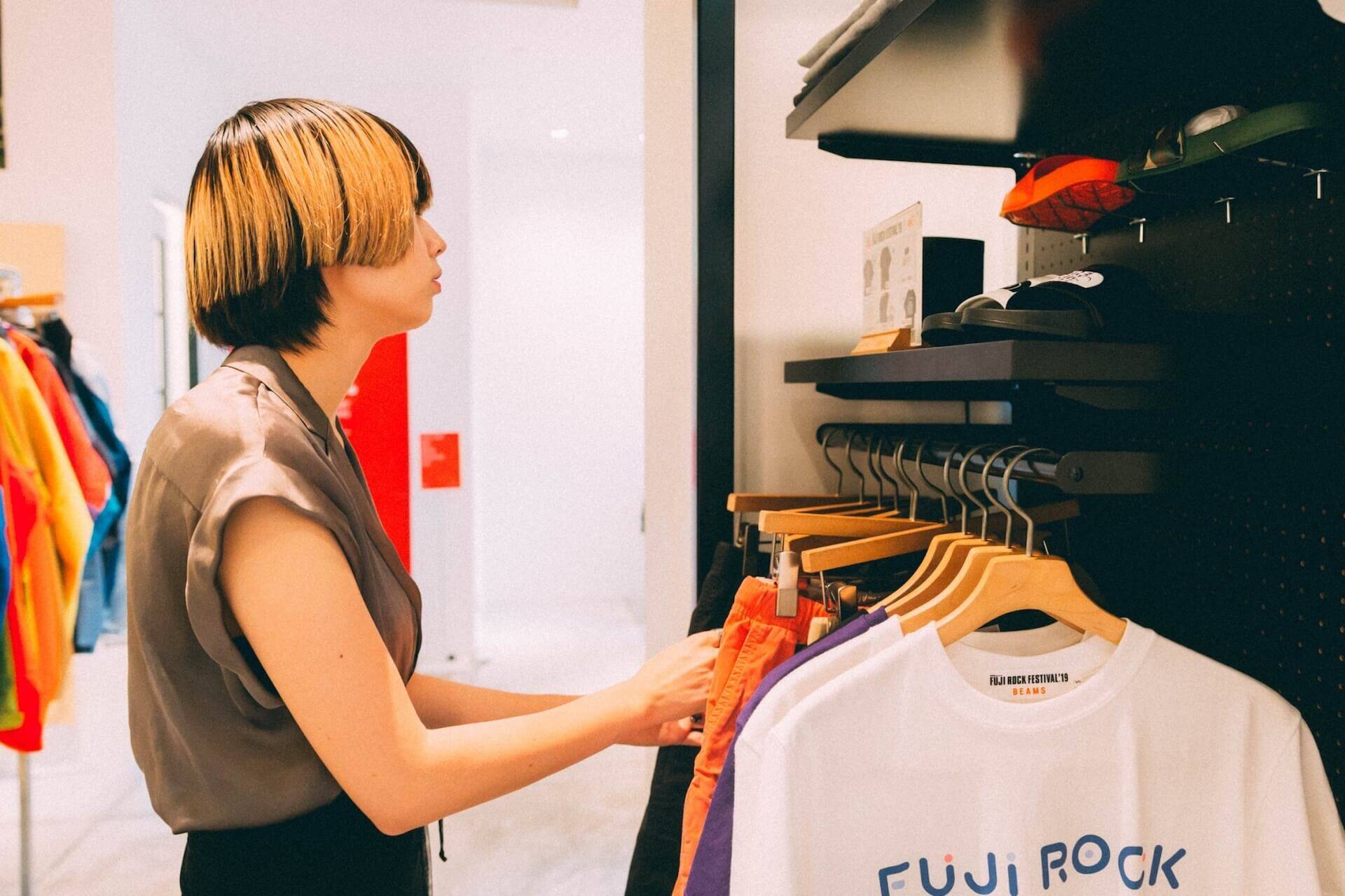 【初心者も必見】夏フェスファッションとおすすめフェスアイテム紹介